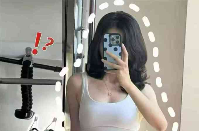 白云小骚妇奶大臀圆