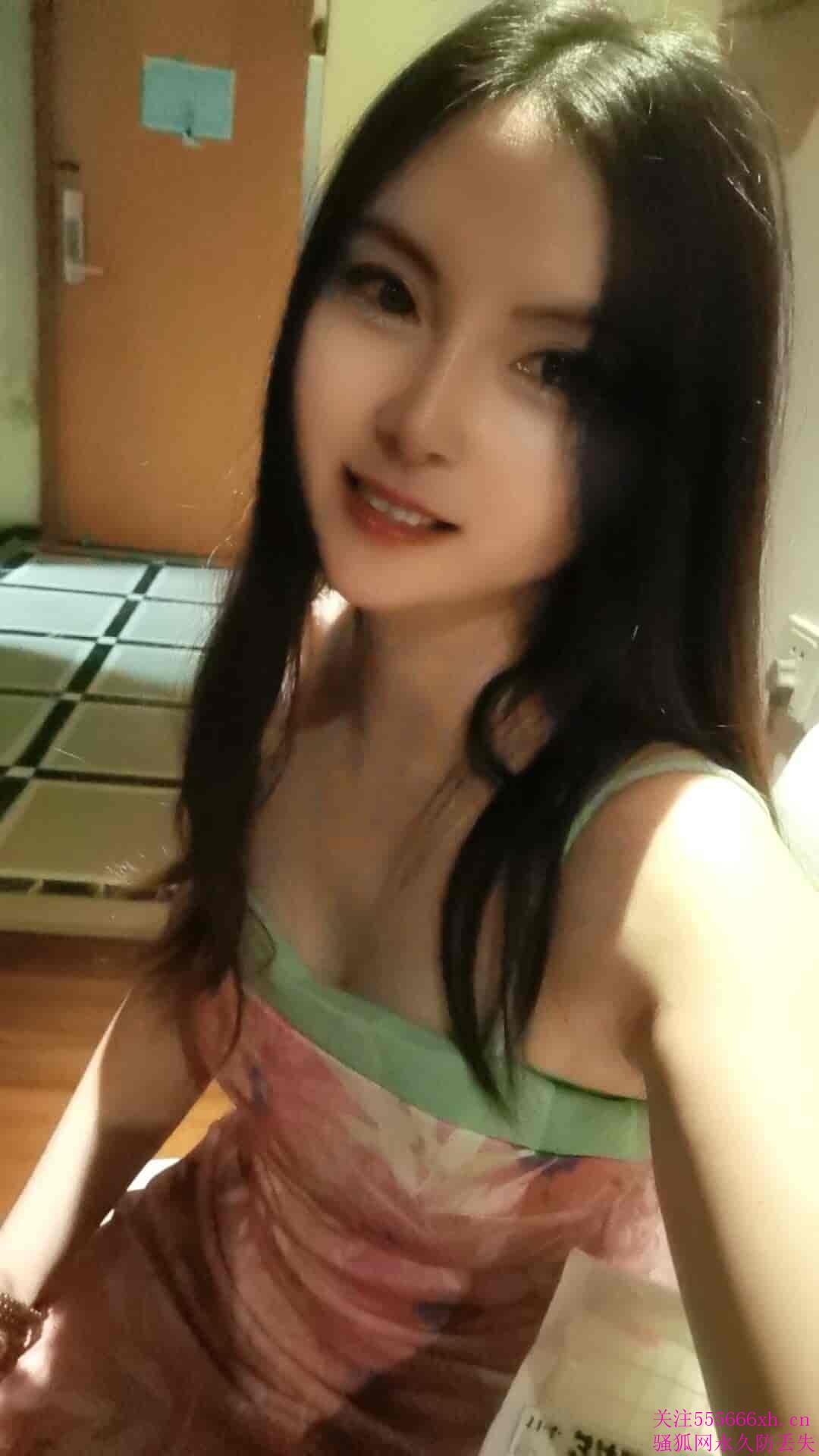 MEITU_20260413_223850342.jpg