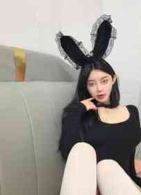 性感兔子女郎依依